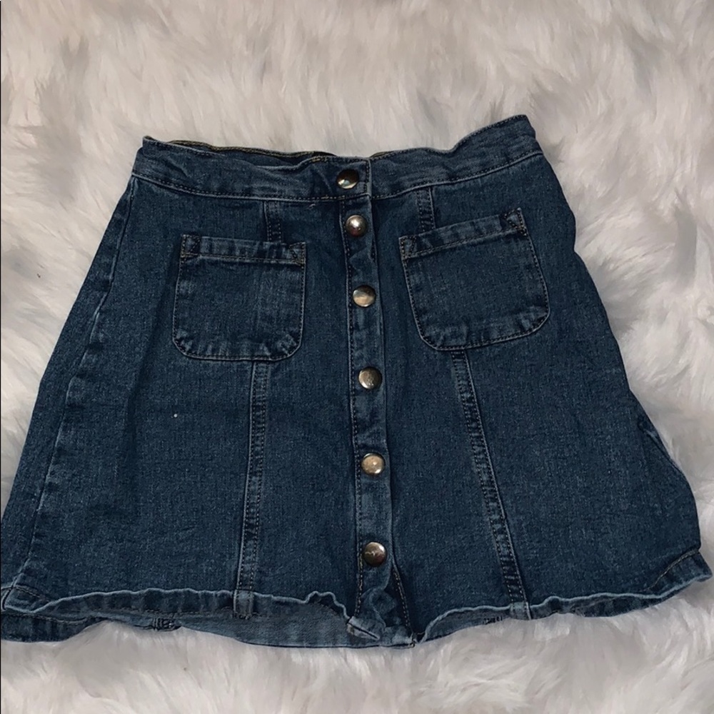 mini skirt